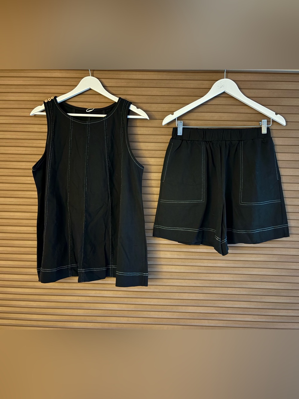 Black Contrast-Stitch Pull-On Skort